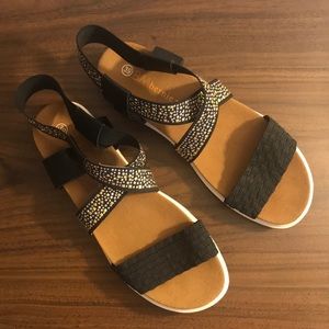 BMbernie mev. Sandals